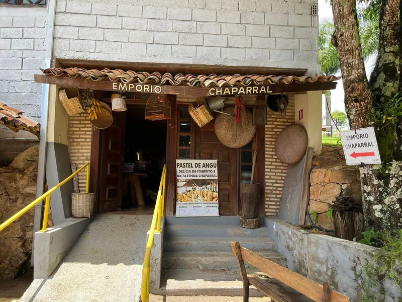 Entrada do Empório Chaparral